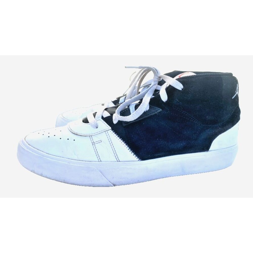 Jordan Series Mid Shoes Mens Size 11.5 Black / White Leather Sneakers DA8026-061
